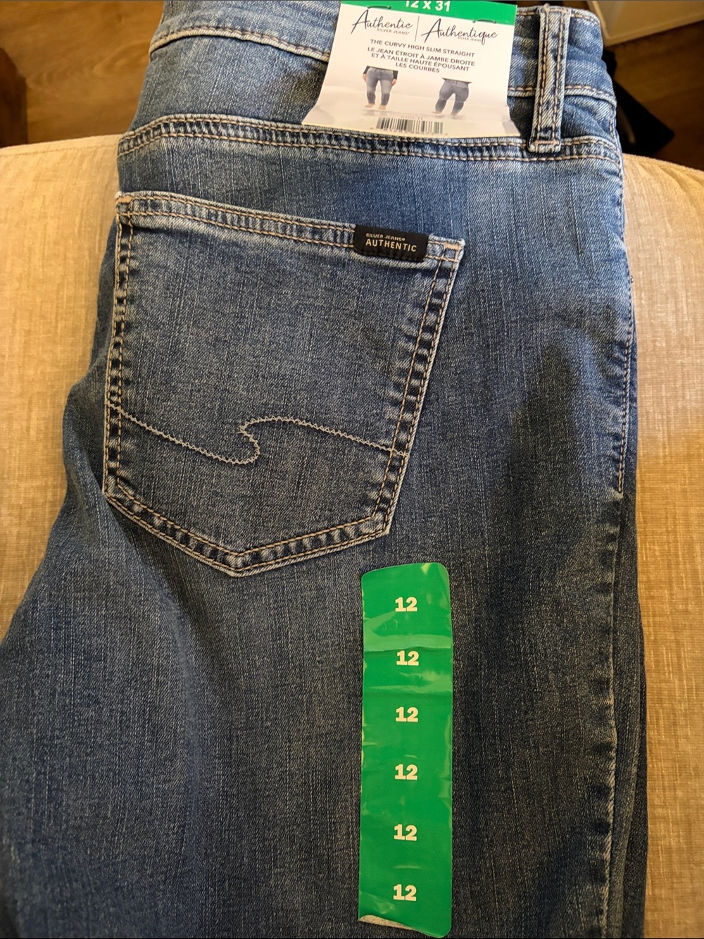 NWT Silver Jeans curvy high slim straight